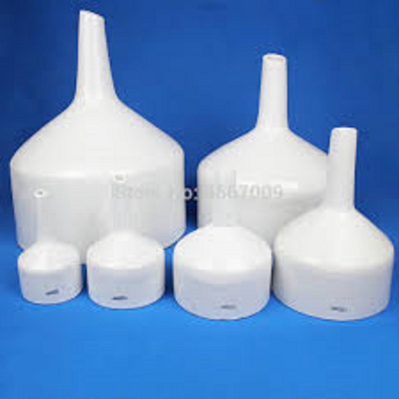 Consumables for laboratory: porcelain